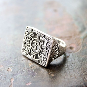 Bague indienne en argent OM