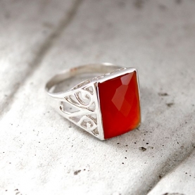 Indian silver ring with carnelian stone S9
