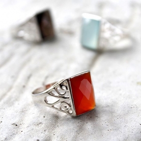 Indian silver ring with carnelian stone S9