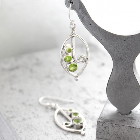 Indian silver and peridot gemstones earrings