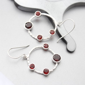 Boucles d'oreilles indiennes argent et grenats