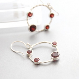 Indian silver and garnet gemstones earrings