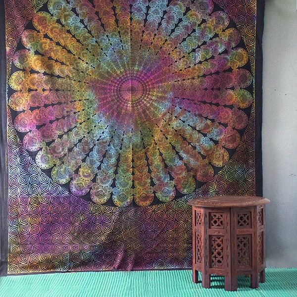 Tenture murale indienne Mandala coloré