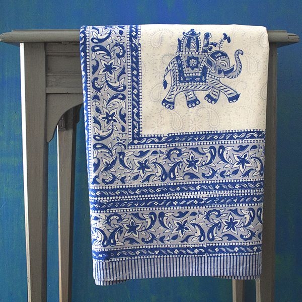 Nappe indienne coton imprimée blanche et bleue