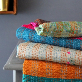 Indian handicraft patchwork bed cover Kantha