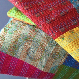 Indian handicraft patchwork bed cover Kantha