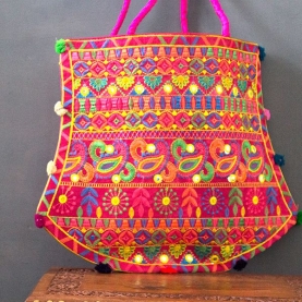 Sac à main indien artisanal Funda rose