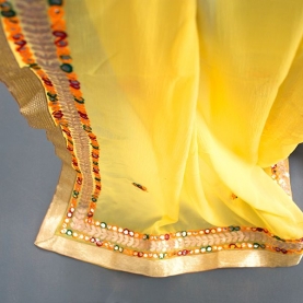 Sari indien traditionnel complet jaune