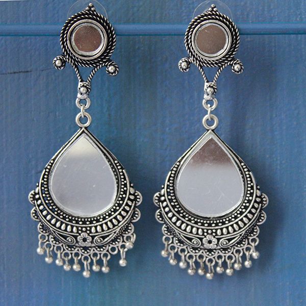 metal earring design