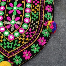 Indian handicraft small handbag velvet black