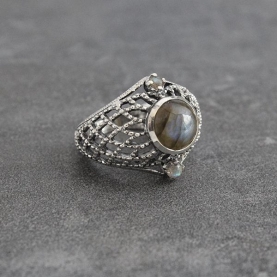 Bague en argent et labradorites