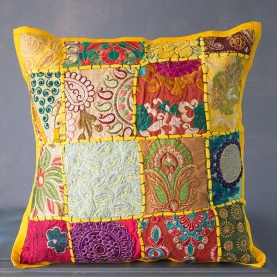 Housse de coussin indienne patchwork jaune