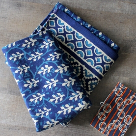 Nappe indienne en coton imprimée Dabu bleu