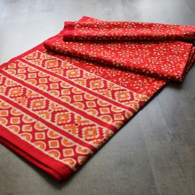 Indian printed tablecloth Dabu red