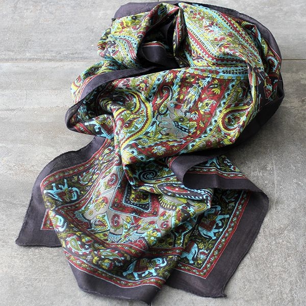 Foulard indien en coton imprimé noir