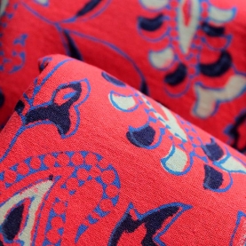 Couvre-lit indien imprimé artisanal rouge et bleu