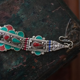 Indian stones and metal antique bracelet