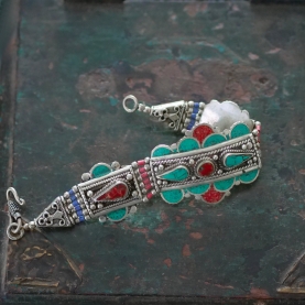 Indian stones and metal antique bracelet