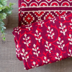 Nappe indienne en coton imprimée Dabu bordeaux