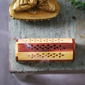 Boîte à encens indienne en bois Coffre