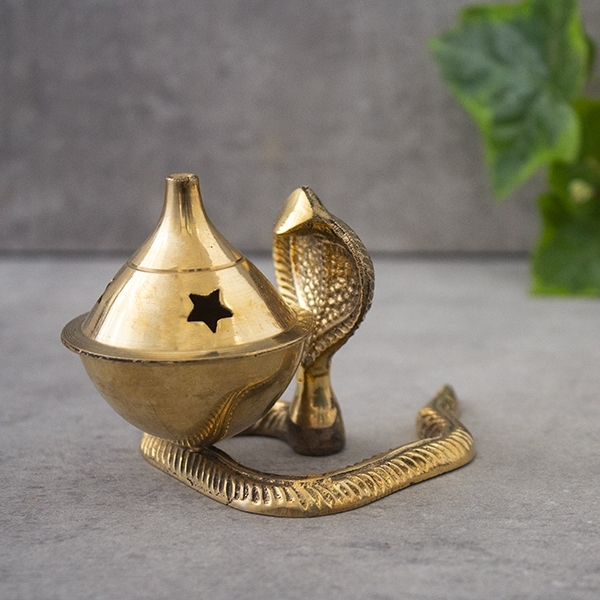 Porte-encens indien en cuivre Cobra