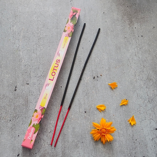 Indian Incense sticks Tulasi Lotus 10g