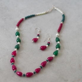 Indian jewelry set ethnic design green and red