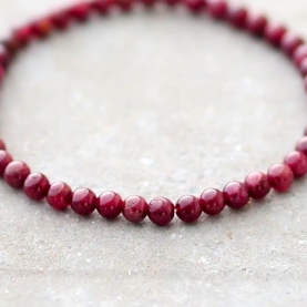 Bracelet with garnet stones