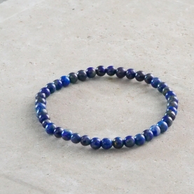 Bracelet with lapis lazuli stones