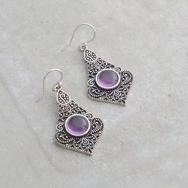 Metal earrings with Amethyst stones