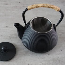 Tetsubin teapot Cast iron black 1000ml