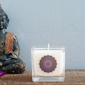 Scented vegetable wax candle Oudh perfume
