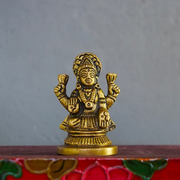 Indian hindu goddess Lakshmi brass statue