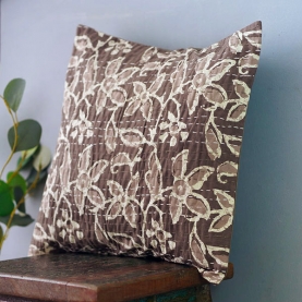 Housse de coussin indienne Kantha