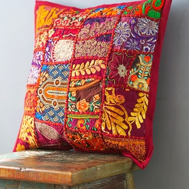Housse de coussin indienne patchwork bordeaux L42