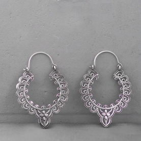 Boucles d'oreilles indiennes ethniques métal argenté