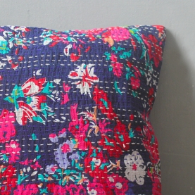 Housse de coussin indienne Kantha