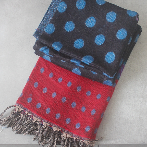 Nepalese woolen shawl traditional black and red