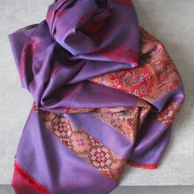 Echarpe indienne en coton brodé Jamawar violette