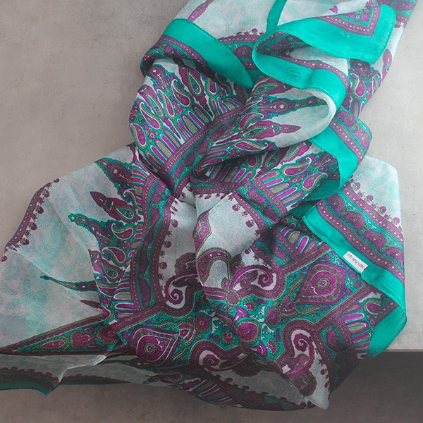 Foulard indien en soie carré vert et violet