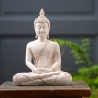Statue Bouddha thaï en méditation blanc