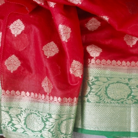 Sari indien rouge et vert