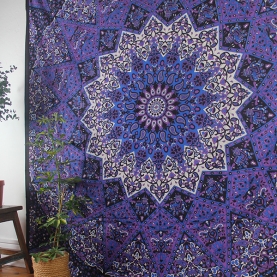 Tenture murale indienne Mandala bleu et violet