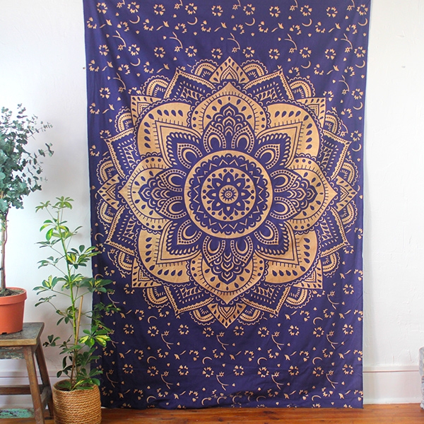 Tenture murale indienne Lotus or et bleu