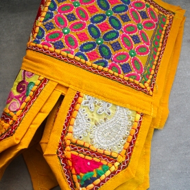 Toran décoration indienne pour porte Patchwork jaune