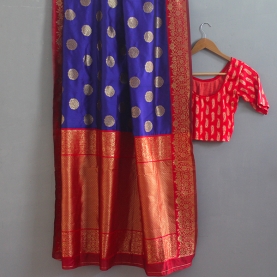 Saree indien complet satiné bleu et rouge