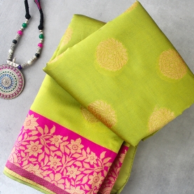 Saree indien complet satiné vert et rose