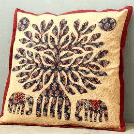 Housse de coussin indienne Arbre de vie bordeaux L42