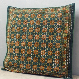 Housse de coussin indienne Kantha vert L41