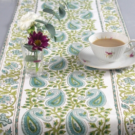 Chemin de table indien artisanal en coton bleu et vert
